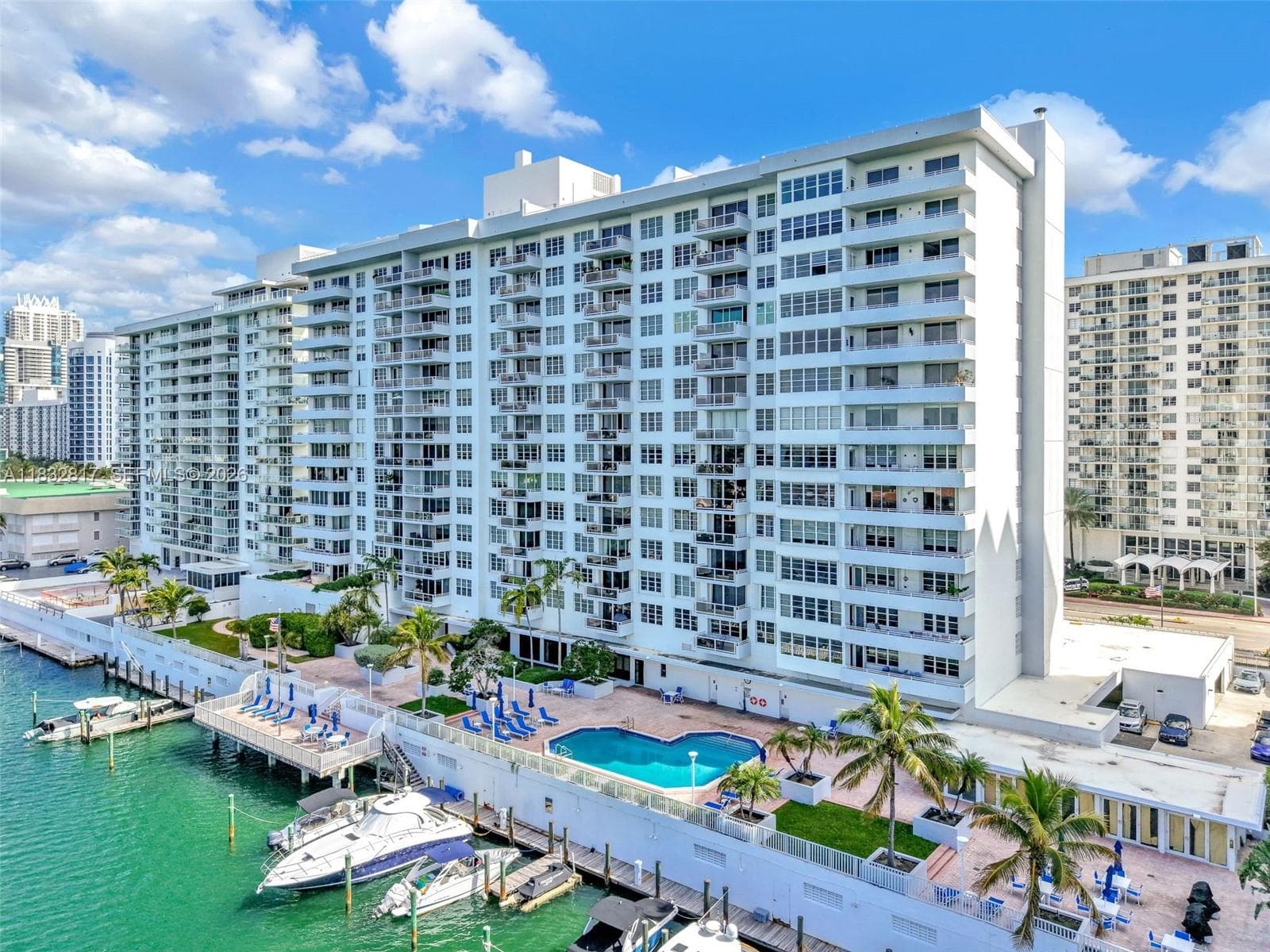 5700 Collins Ave # 6J, Miami Beach FL 33140 — 9