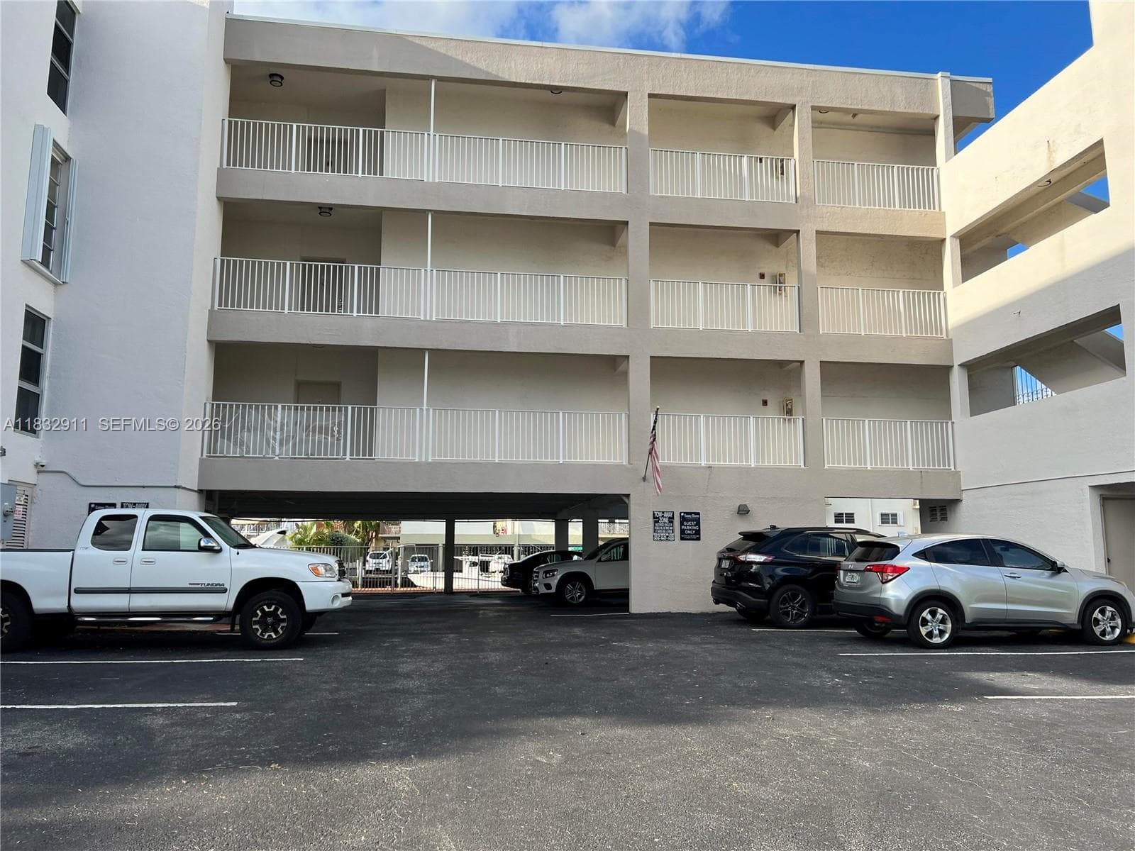 3716 NE 168th St # 303, North Miami Beach FL 33160 — 2