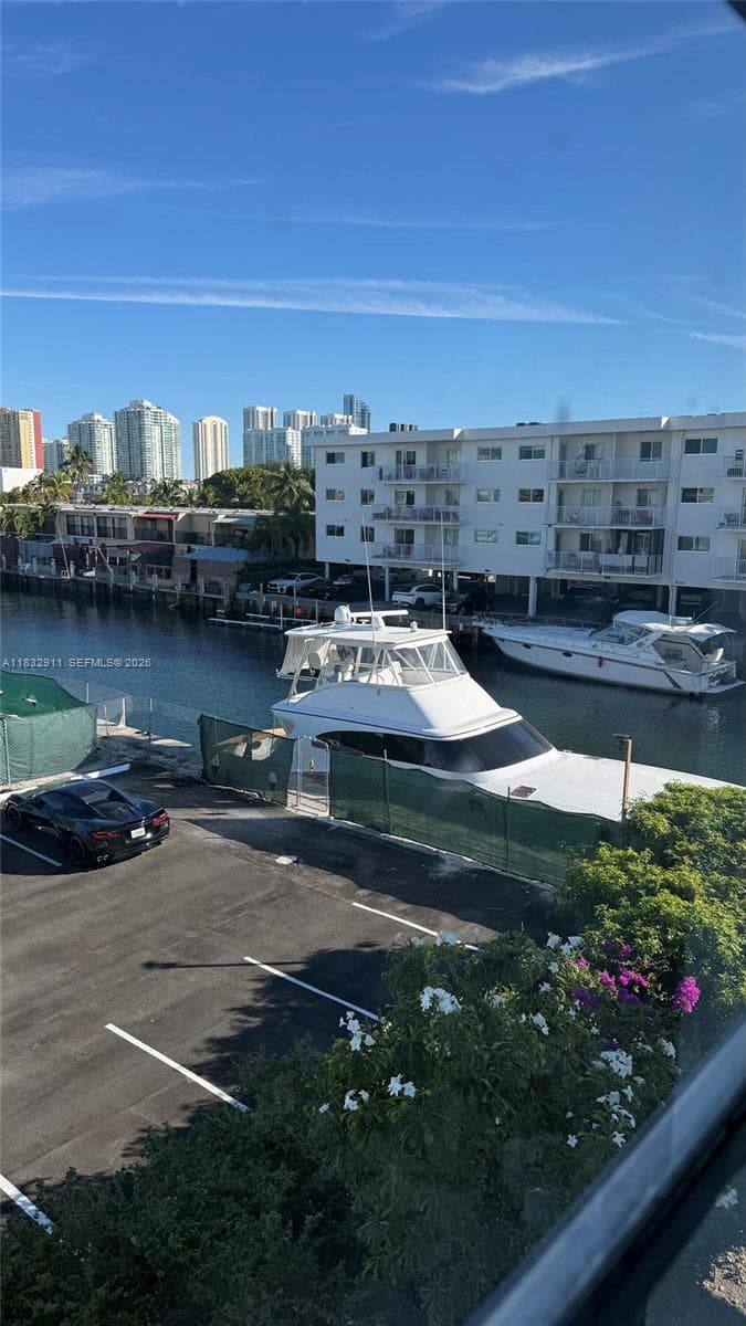 3716 NE 168th St # 303, North Miami Beach FL 33160 — 30