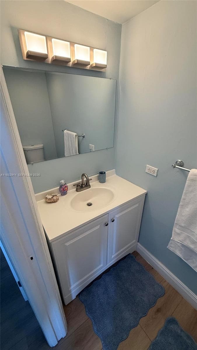 3716 NE 168th St # 303, North Miami Beach FL 33160 — 29