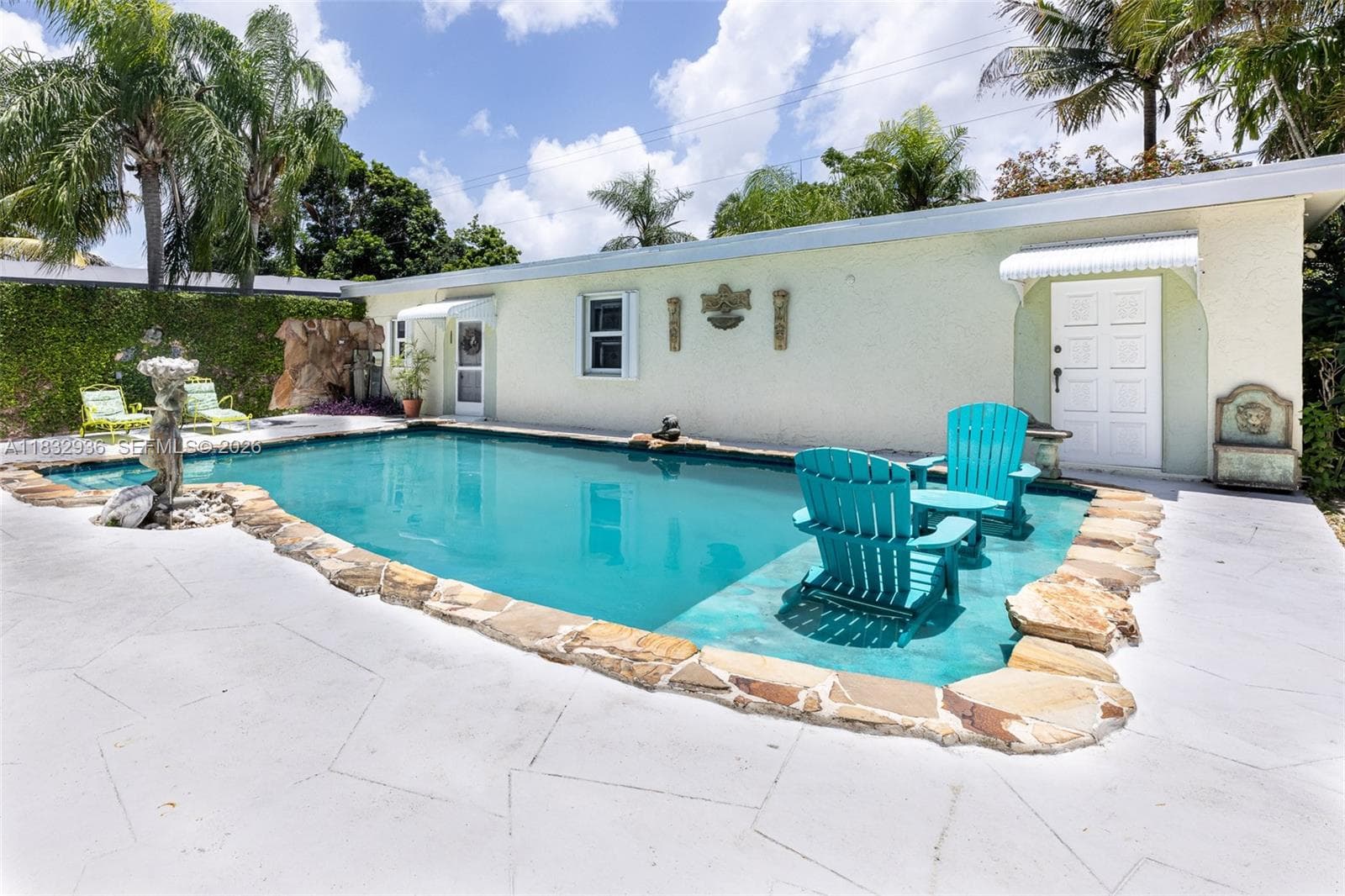 19521 SW 128th Ct, Miami FL 33177 — 16