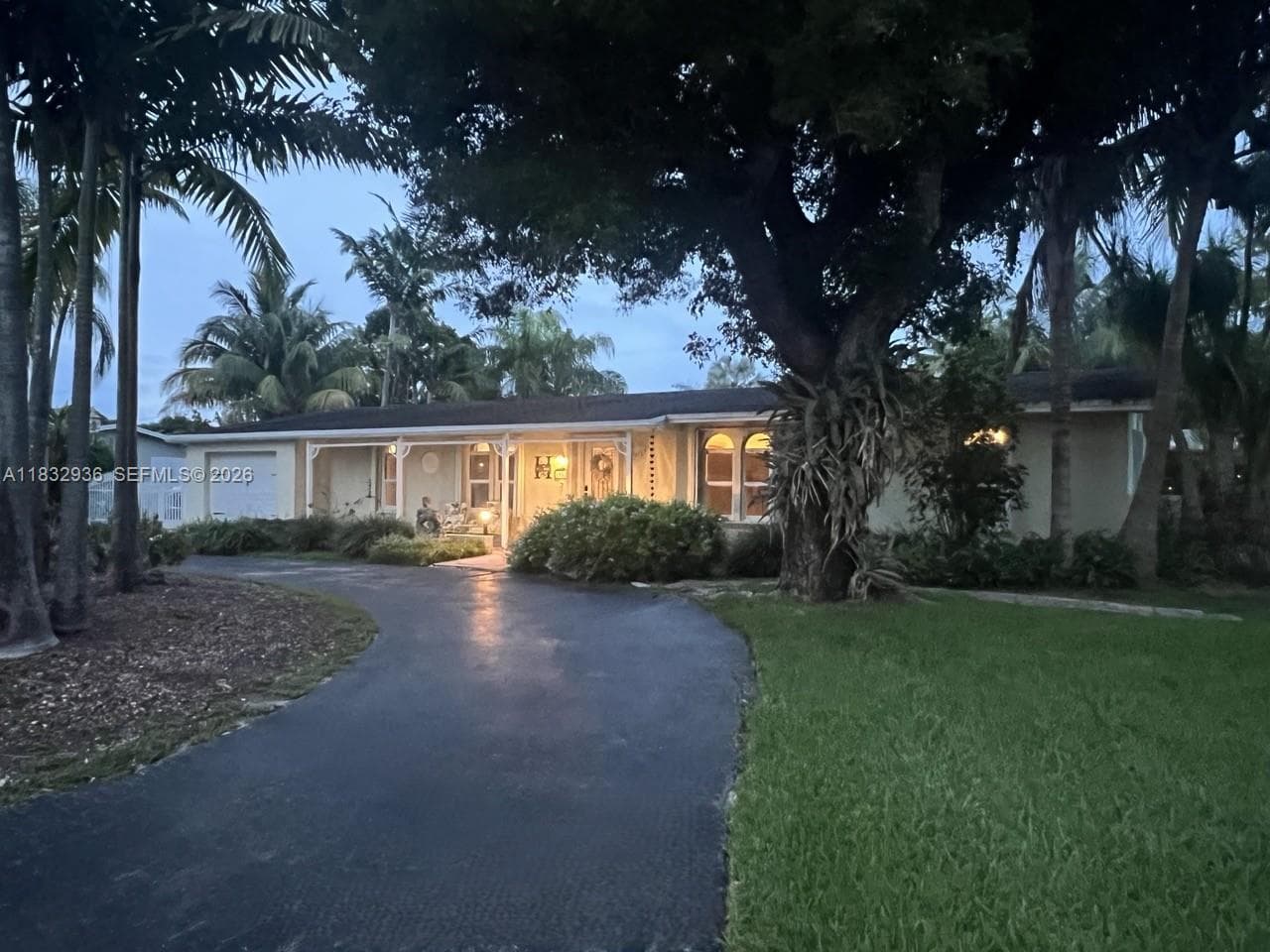 19521 SW 128th Ct, Miami FL 33177 — 15