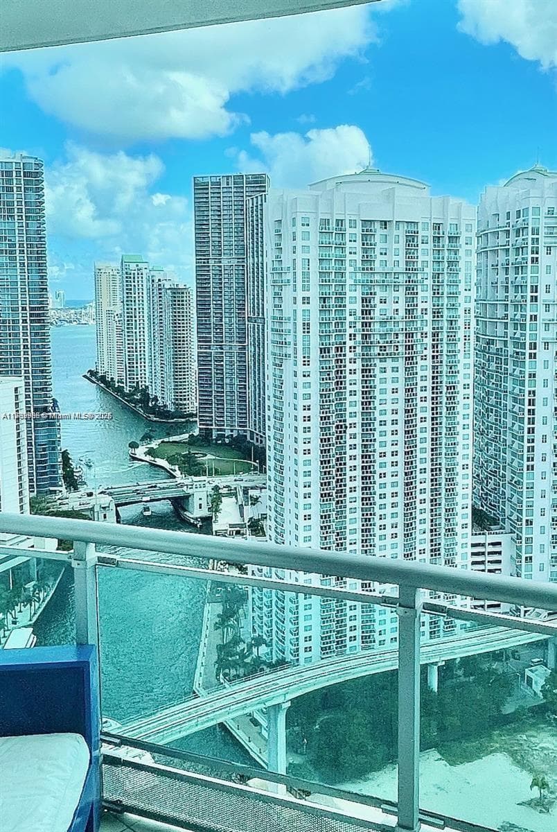 350 S Miami Ave # 3602, Miami FL 33130 — 11