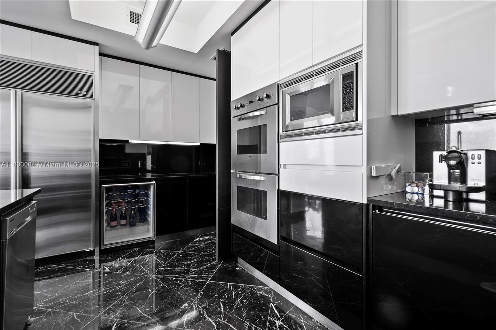 1425 Brickell Ave # 42E, Miami FL 33131 — 11