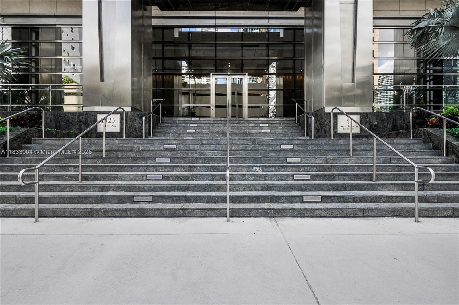 1425 Brickell Ave # 42E, Miami FL 33131 — 35