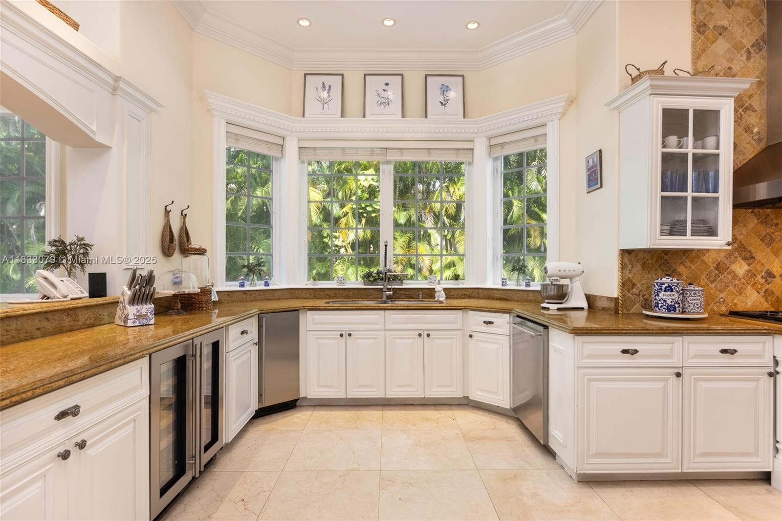 7245 SW 104th St, Pinecrest FL 33156 — 18