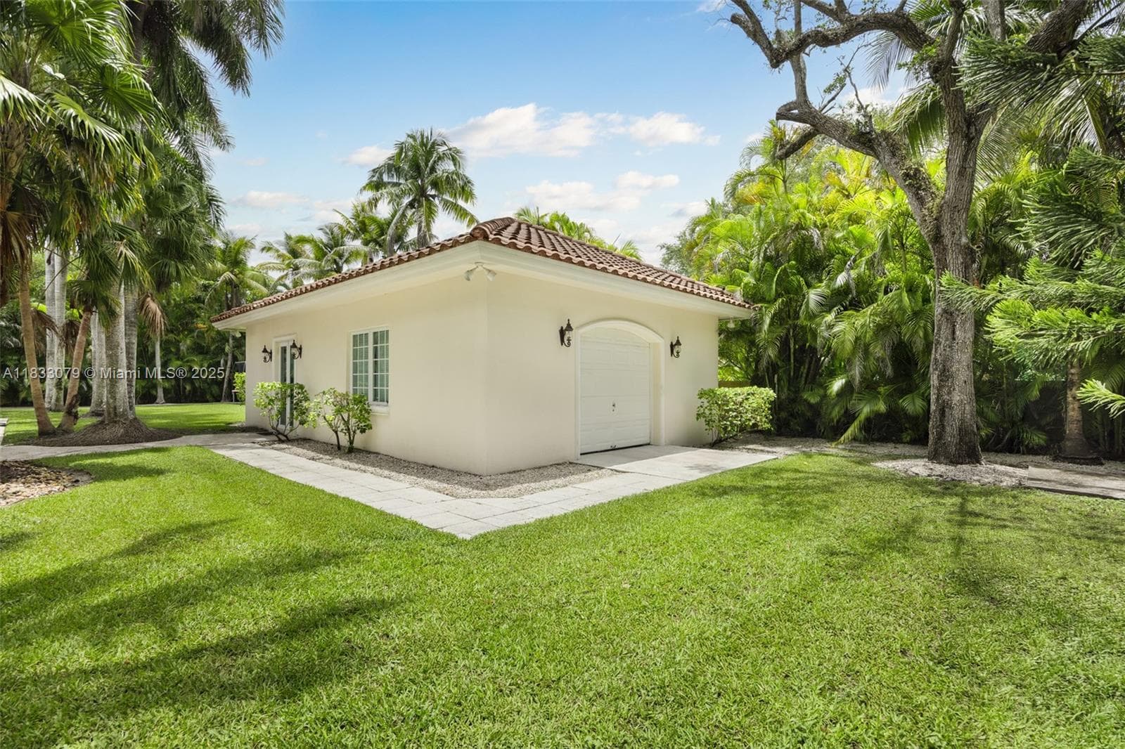 7245 SW 104th St, Pinecrest FL 33156 — 51