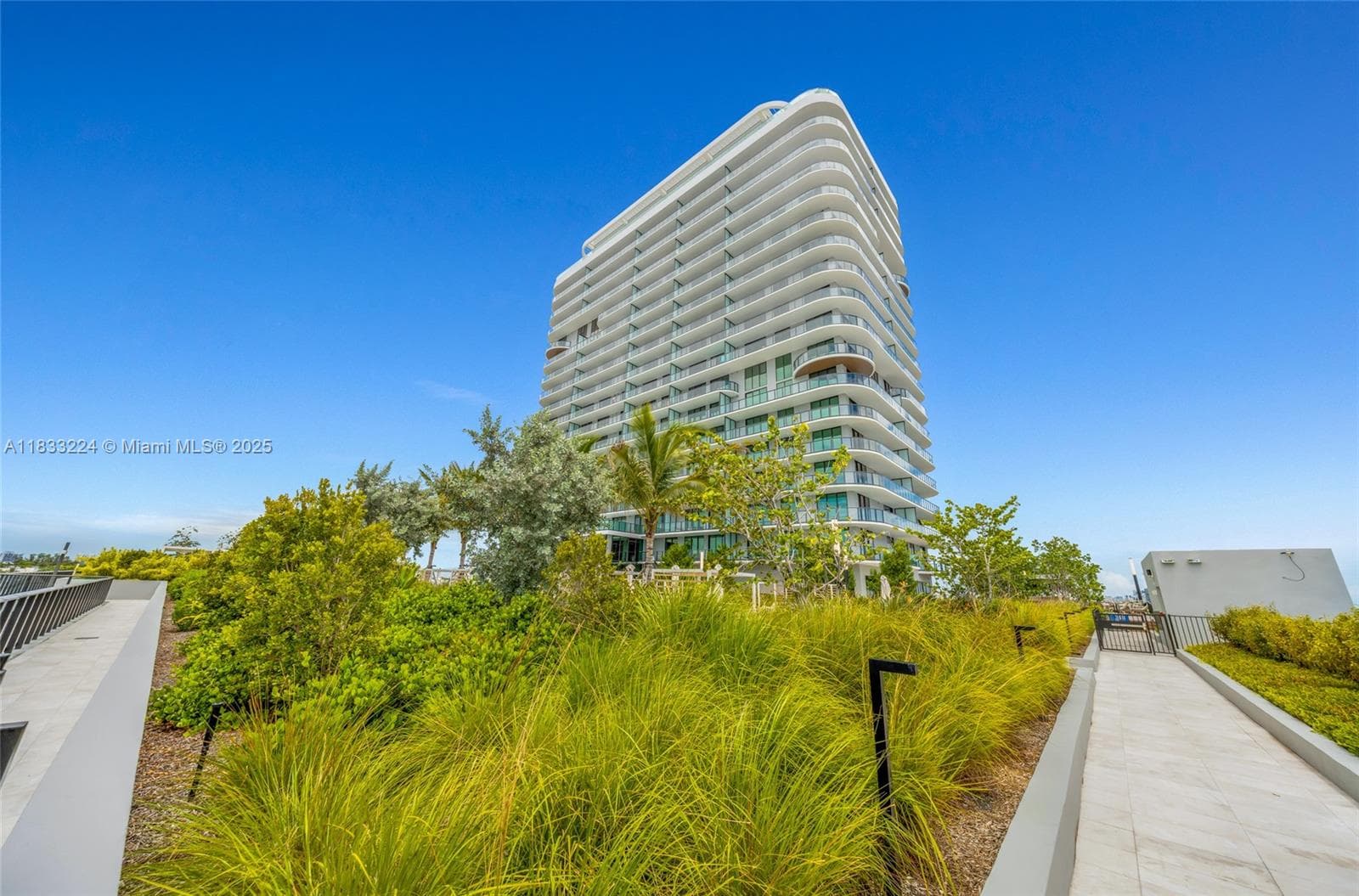 580 72 # 910, Miami Beach FL 331441 — 17