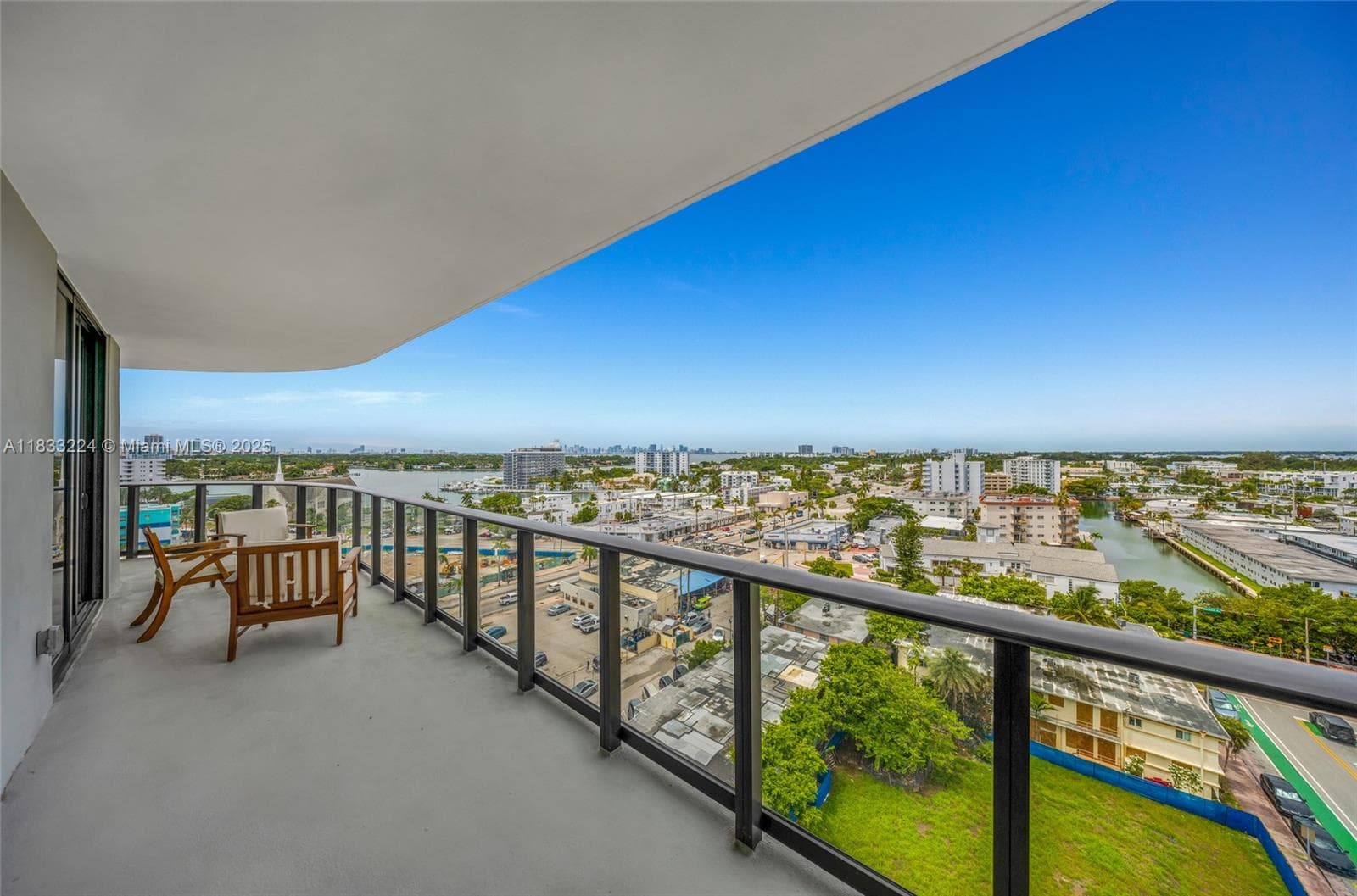580 72 # 910, Miami Beach FL 331441 — 43
