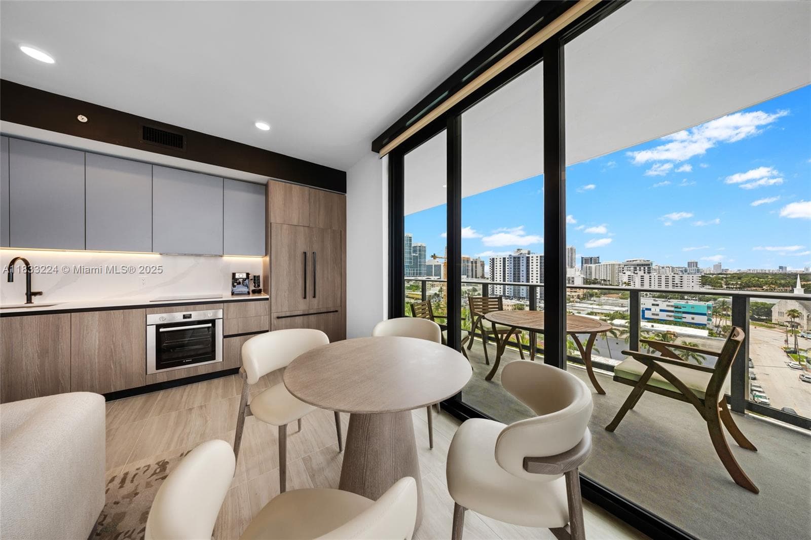 580 72 # 910, Miami Beach FL 331441 — 30