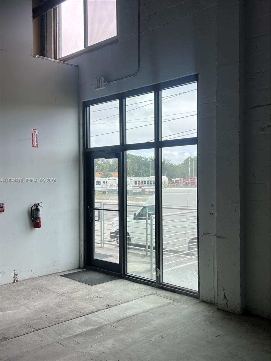 2300 W 8th Ave # 7, Hialeah FL 33010 — 6