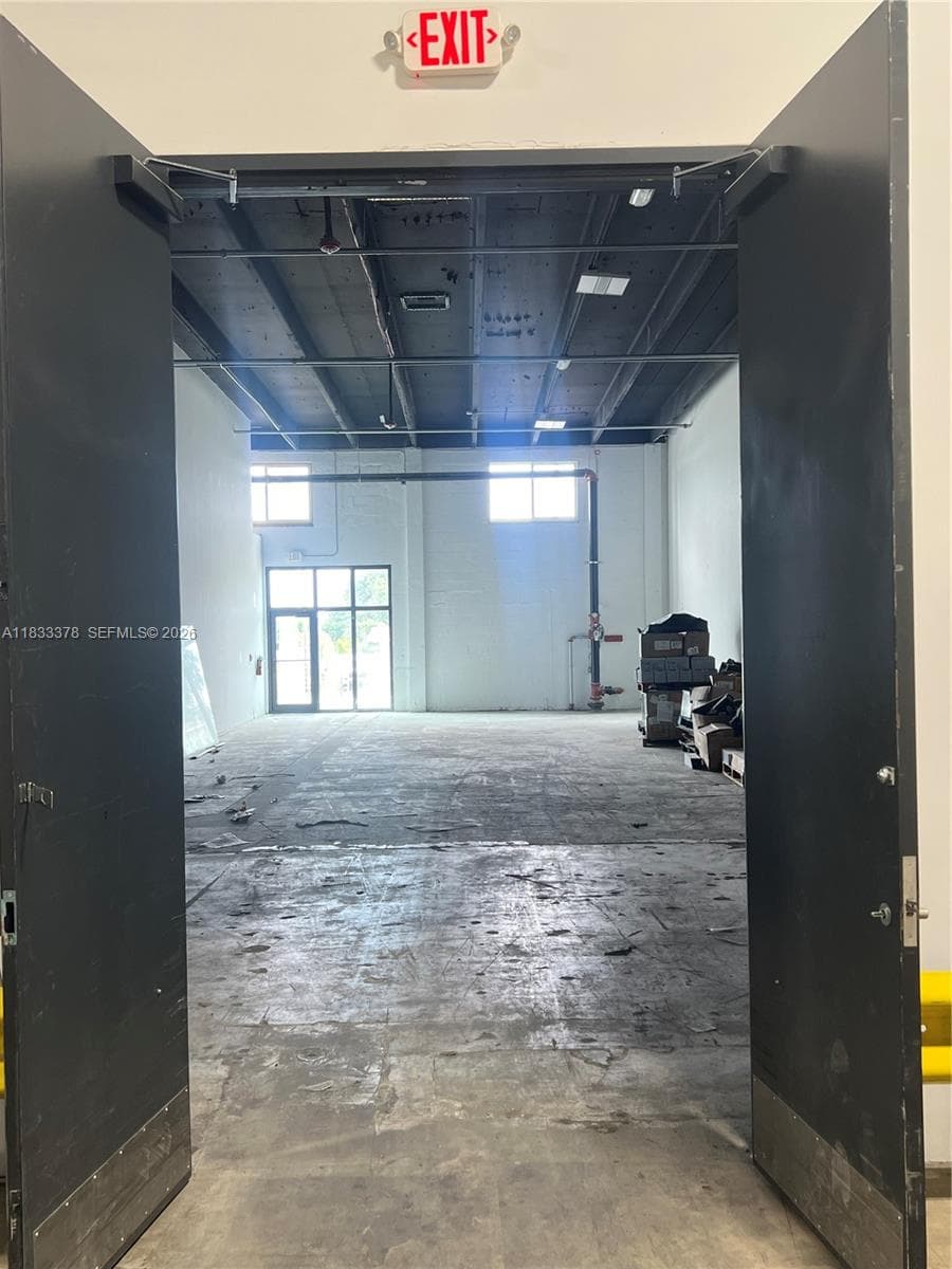 2300 W 8th Ave # 7, Hialeah FL 33010 — 5