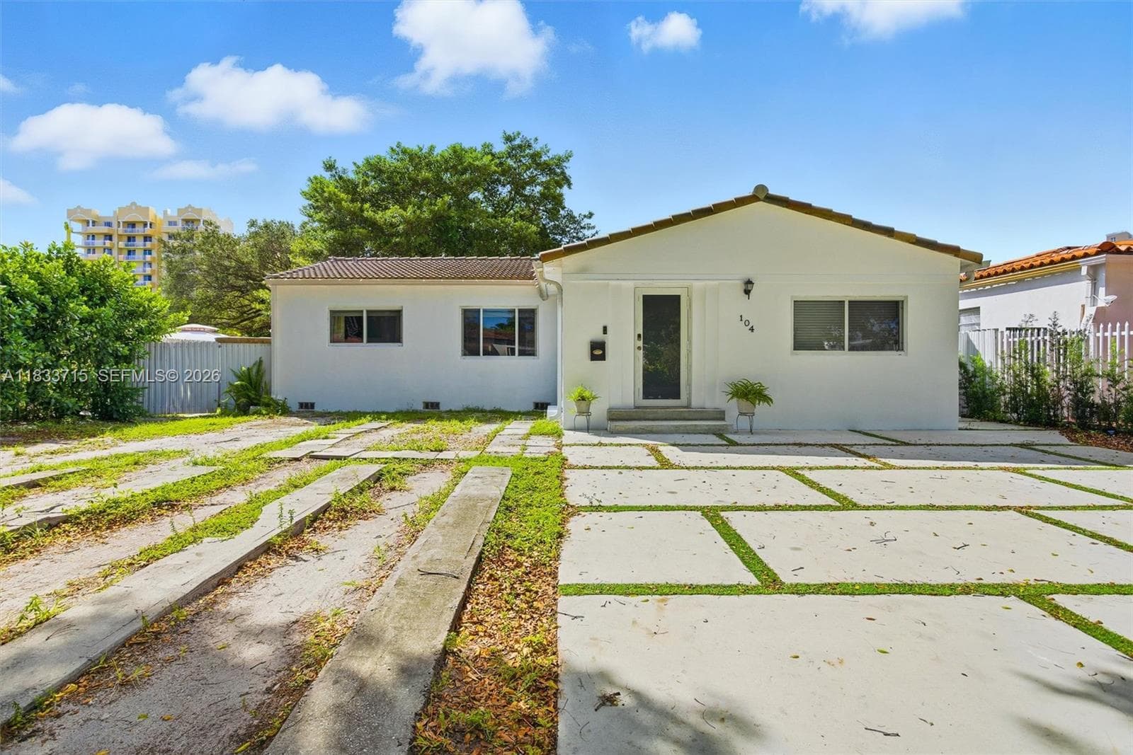 104 SW 40th Ave, Miami FL 33134 — 1