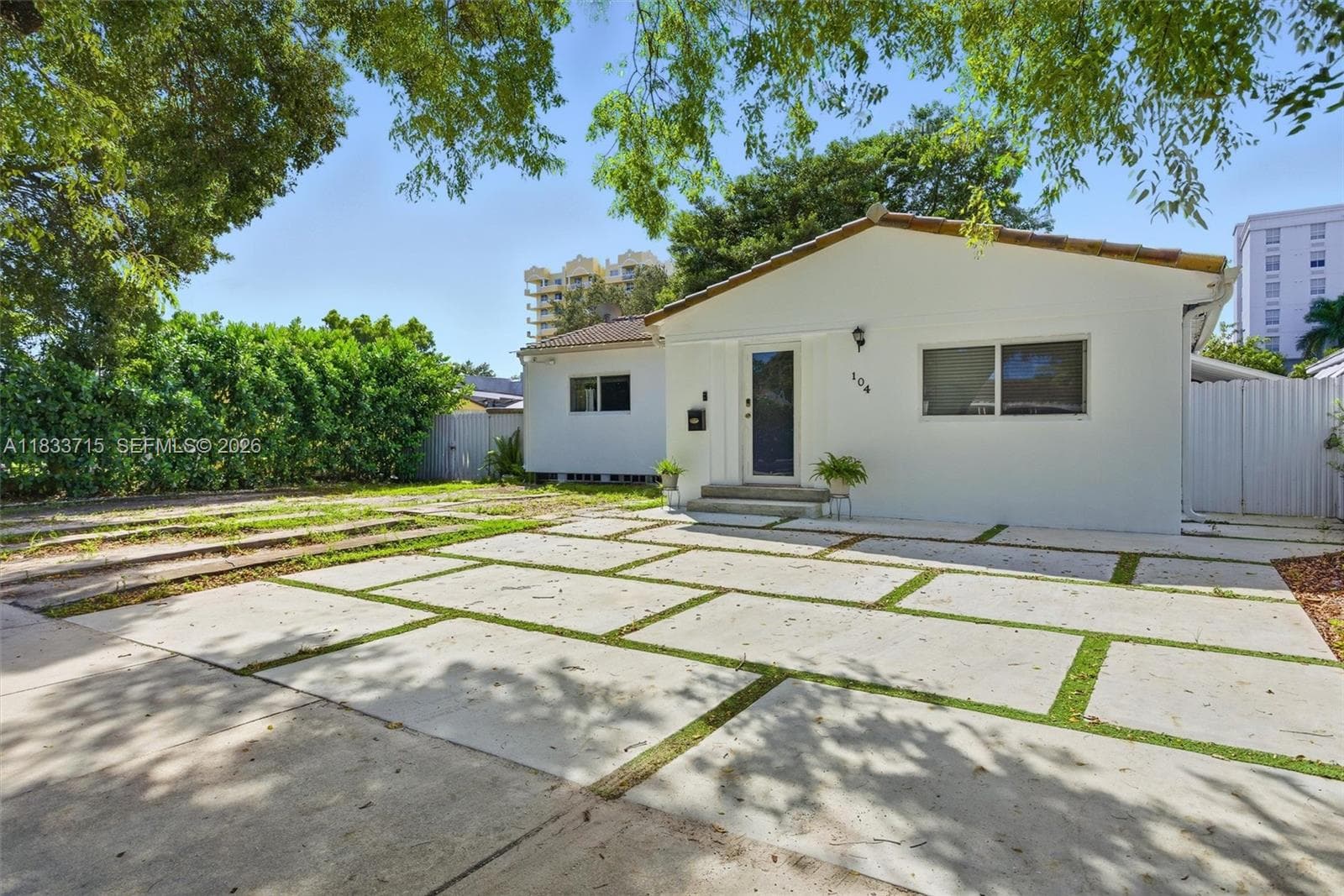 104 SW 40th Ave, Miami FL 33134 — 41
