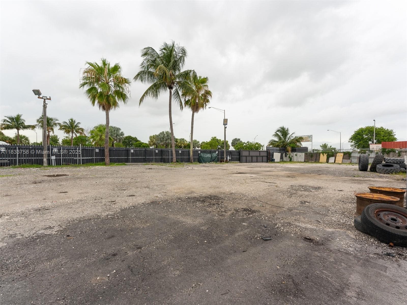 2695 NW 141st St, Opa-Locka FL 33054 — 20