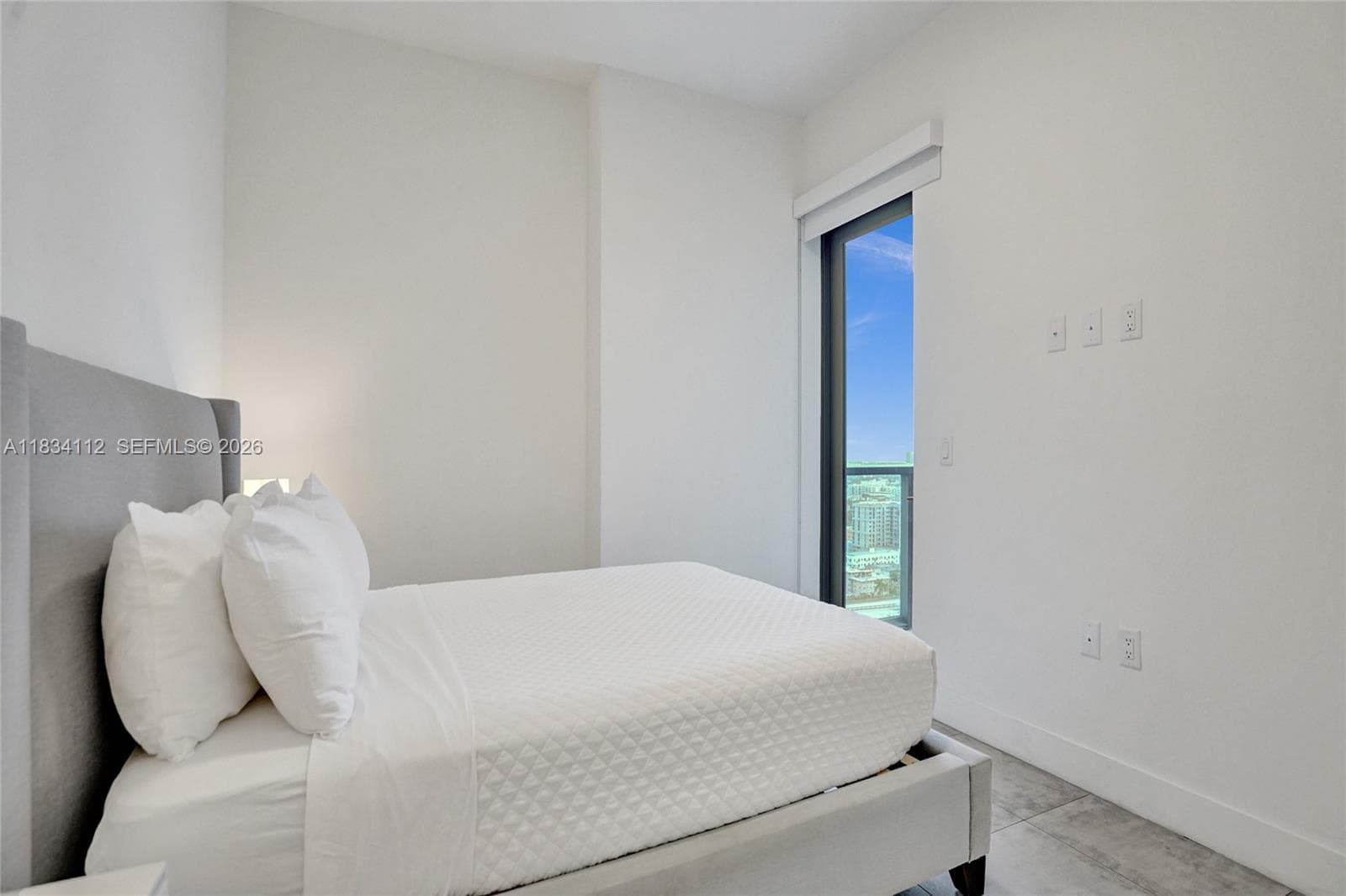 239 SW 9th St # 2203, Miami FL 33130 — 27