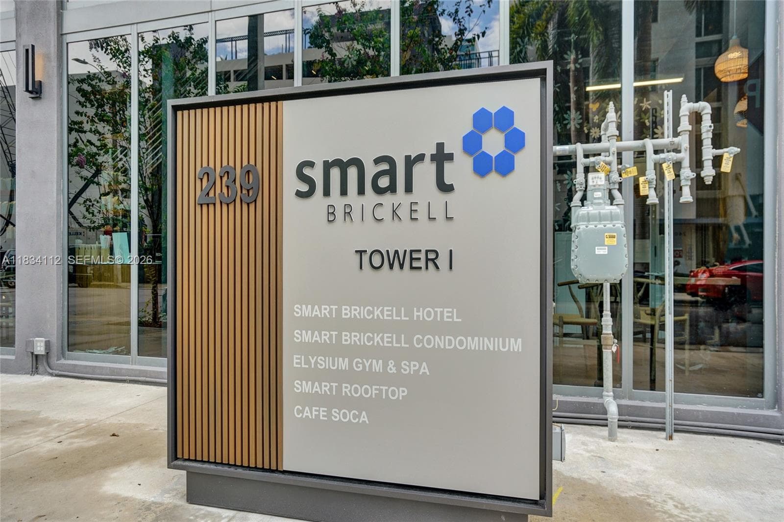239 SW 9th St # 2203, Miami FL 33130 — 2