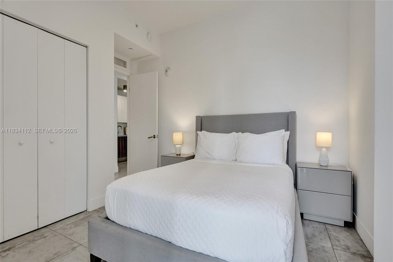 239 SW 9th St # 2203, Miami FL 33130 — 26