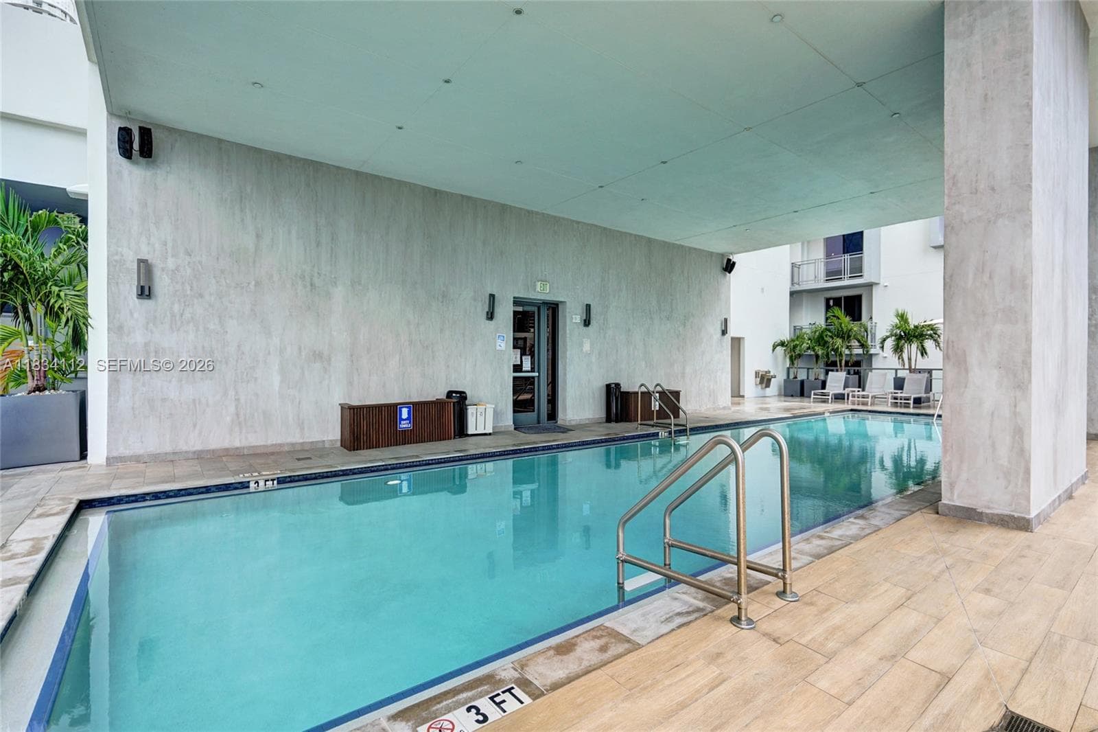 239 SW 9th St # 2203, Miami FL 33130 — 33