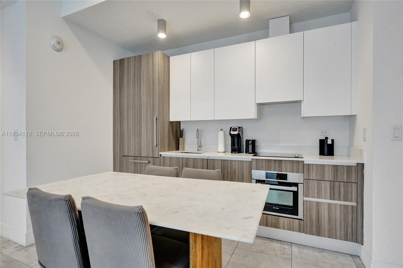 239 SW 9th St # 2203, Miami FL 33130 — 18
