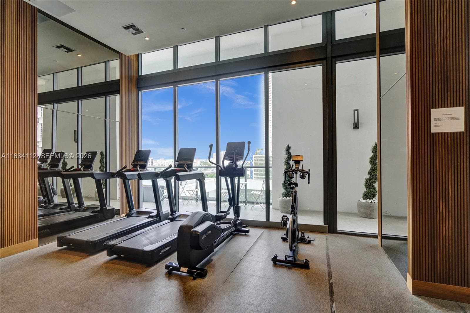 239 SW 9th St # 2203, Miami FL 33130 — 39