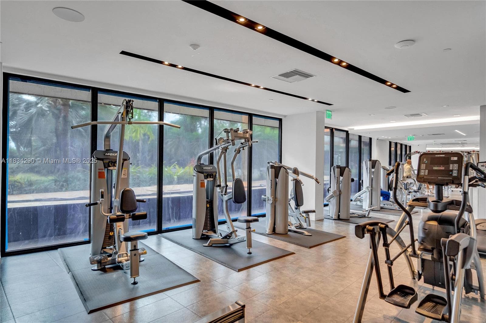 9 Island Ave # 406, Miami Beach FL 33139 — 23