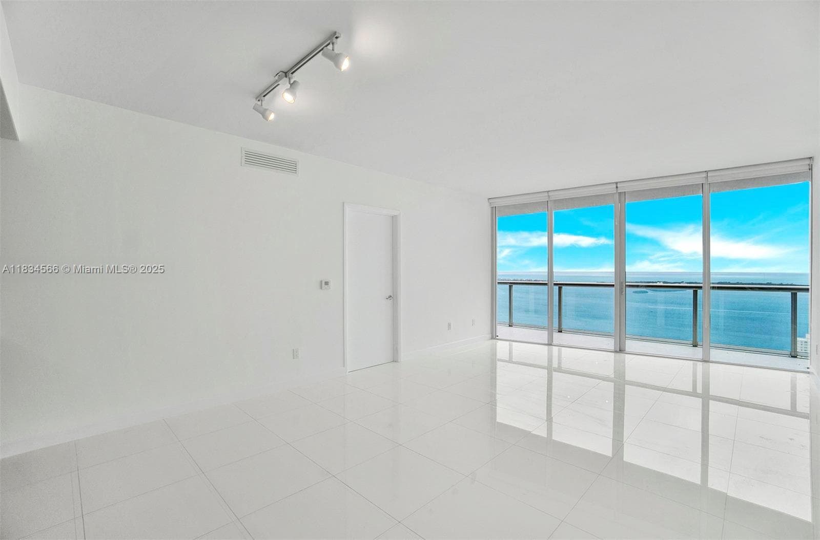 465 Brickell Ave # 4505, Miami FL 33131 — 6