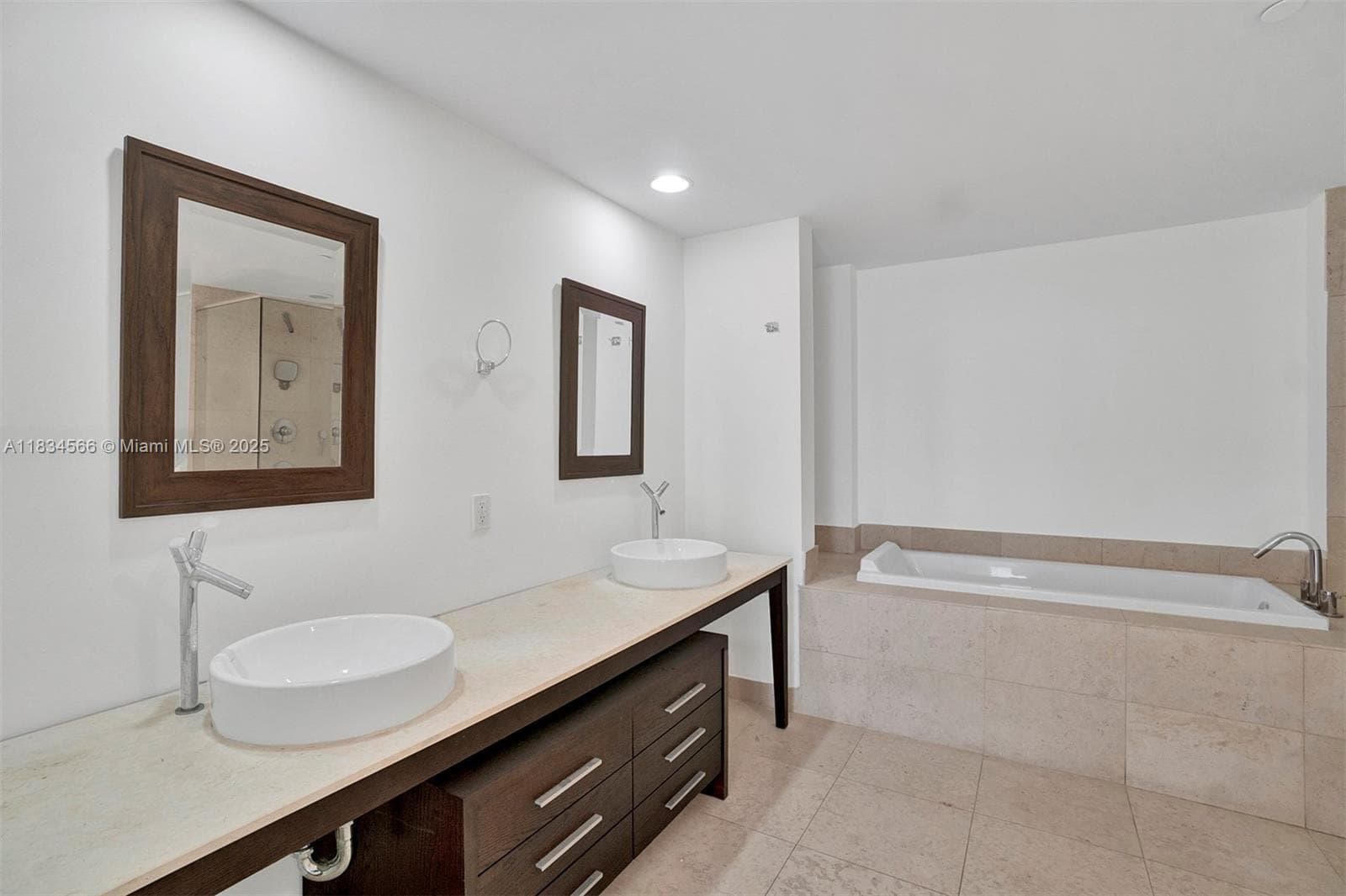 465 Brickell Ave # 4505, Miami FL 33131 — 20