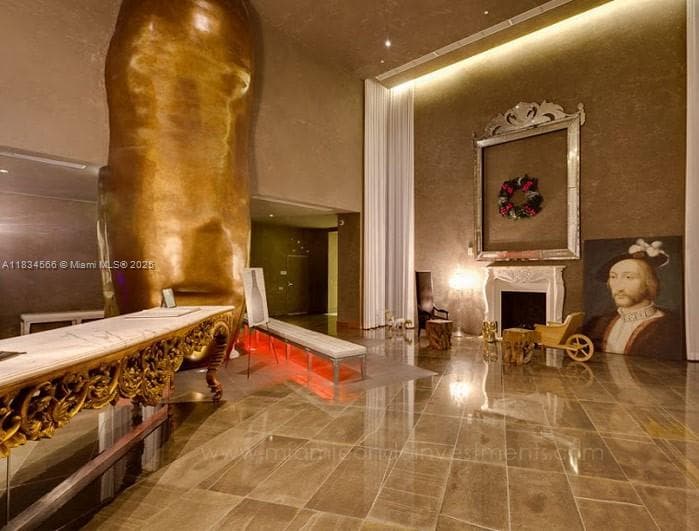 465 Brickell Ave # 4505, Miami FL 33131 — 24