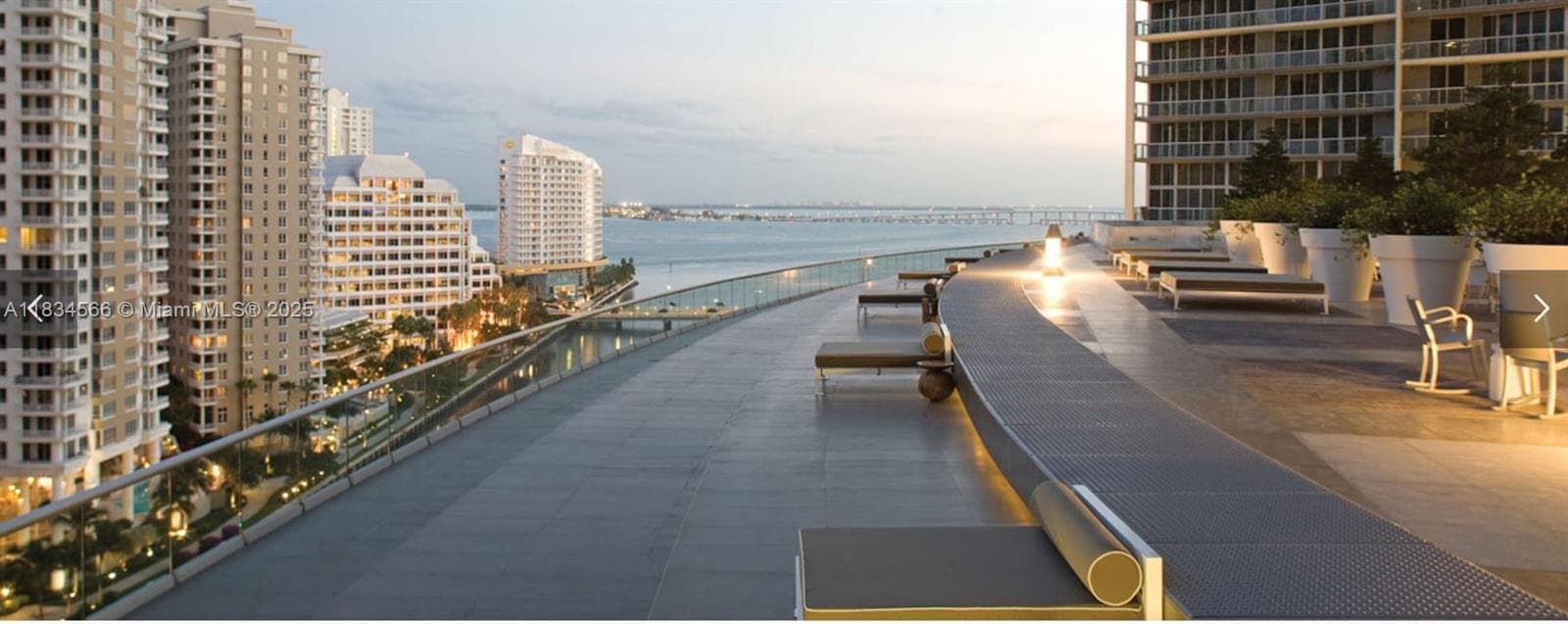465 Brickell Ave # 4505, Miami FL 33131 — 33