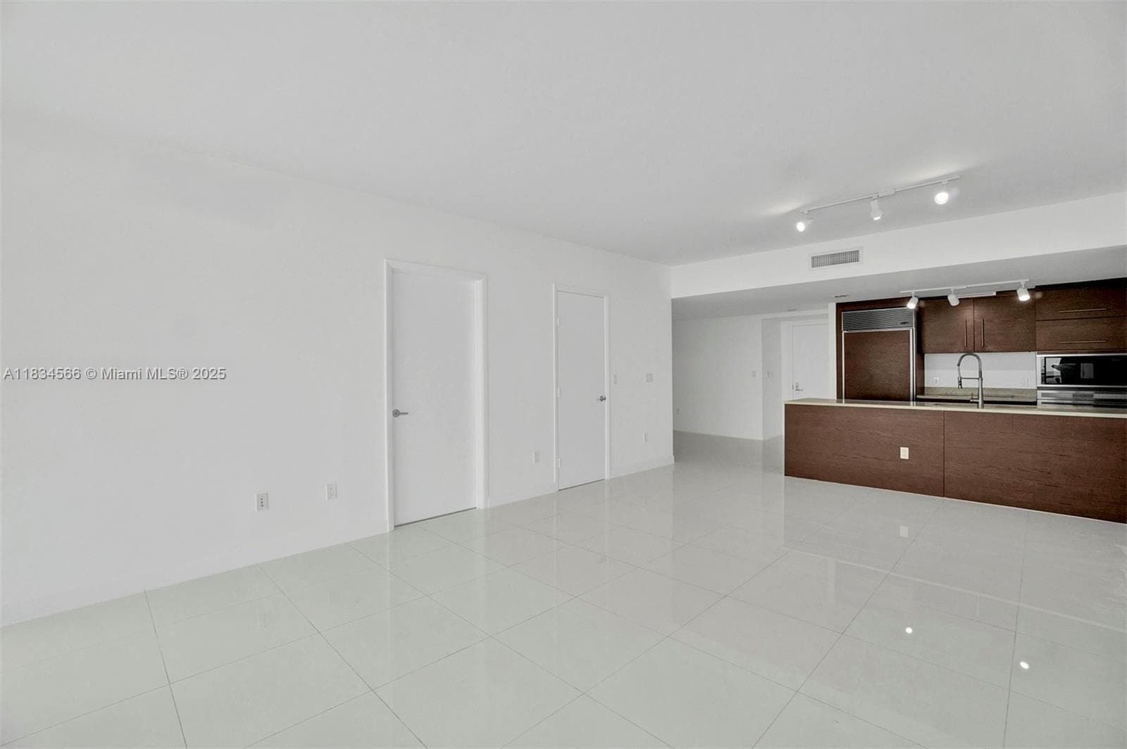 465 Brickell Ave # 4505, Miami FL 33131 — 14