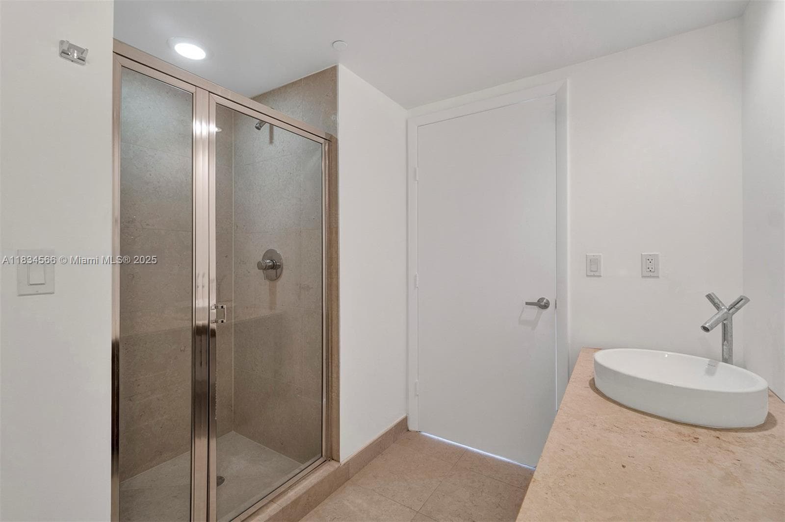 465 Brickell Ave # 4505, Miami FL 33131 — 21