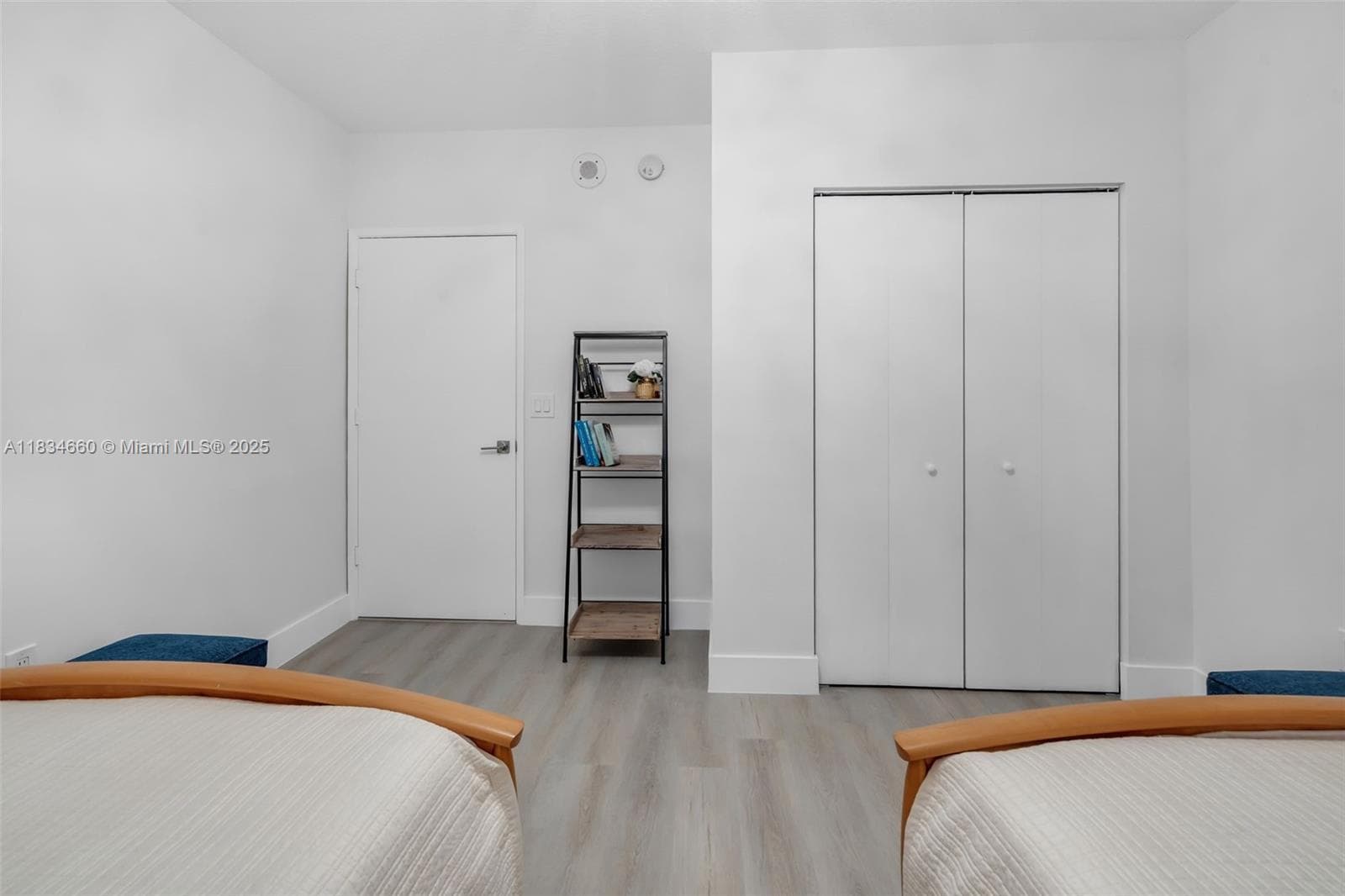 18100 N Bay Rd # 709, Sunny Isles Beach FL 33160 — 20