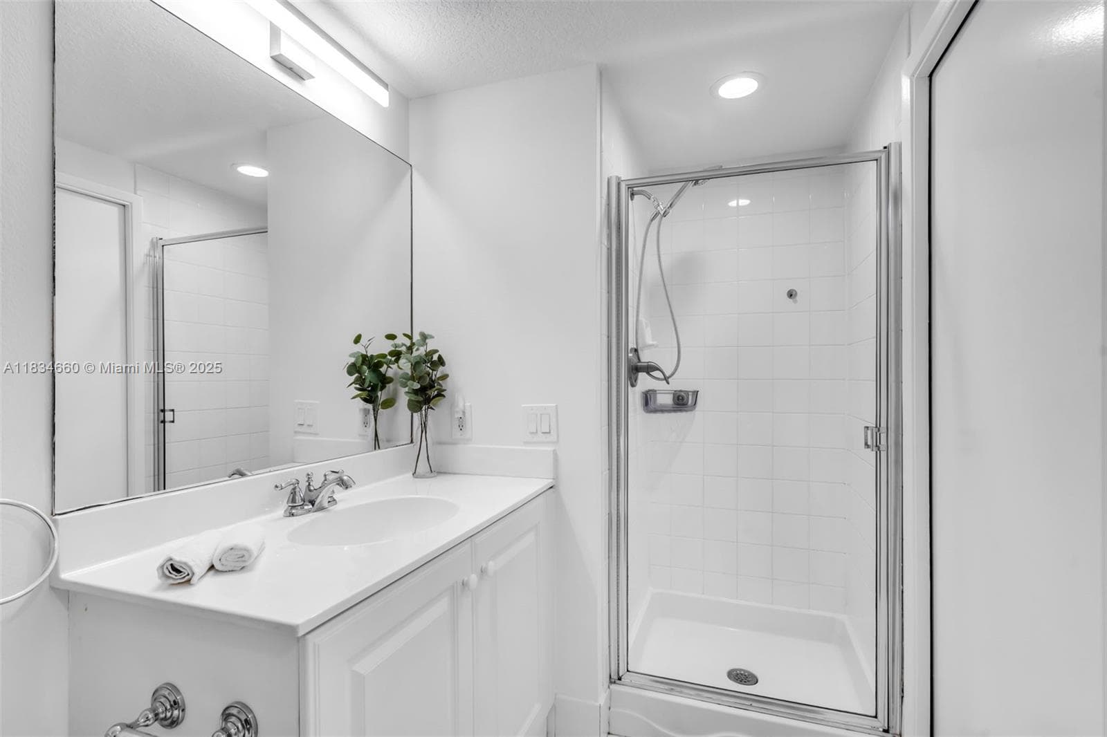 18100 N Bay Rd # 709, Sunny Isles Beach FL 33160 — 15