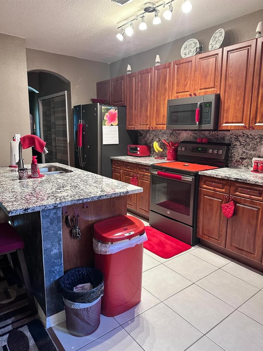 10828 SW 243rd St, Homestead FL 33032 — 6