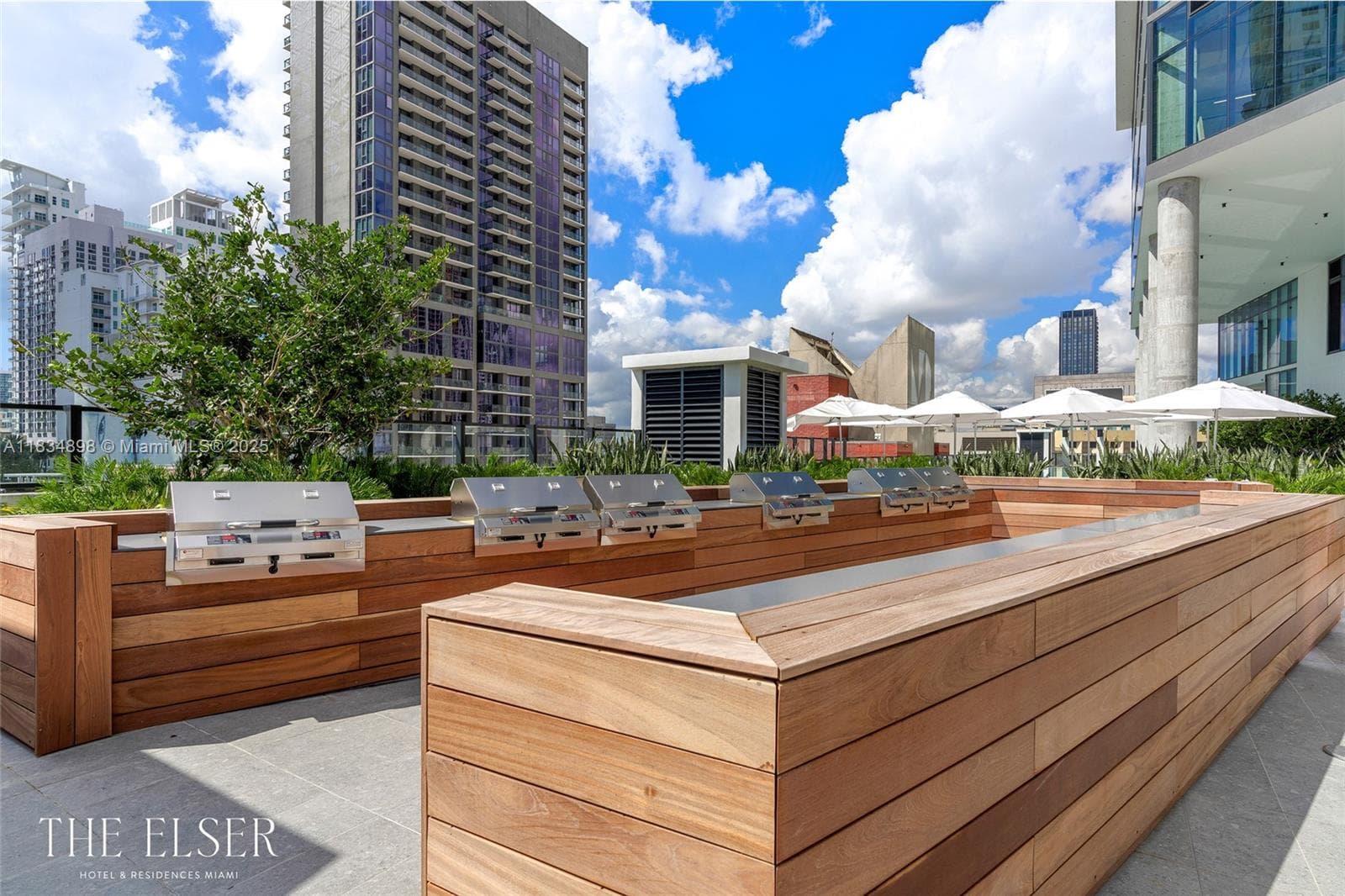 398 NE 5th St # 4018, Miami FL 33132 — 24