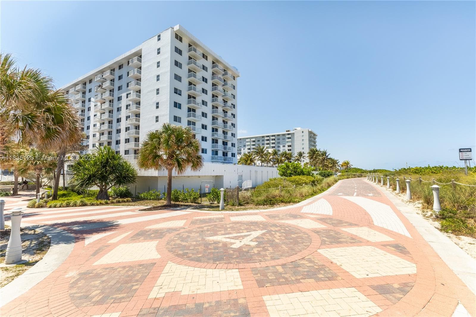 401 Ocean Dr # 1024, Miami Beach FL 33139 — 27