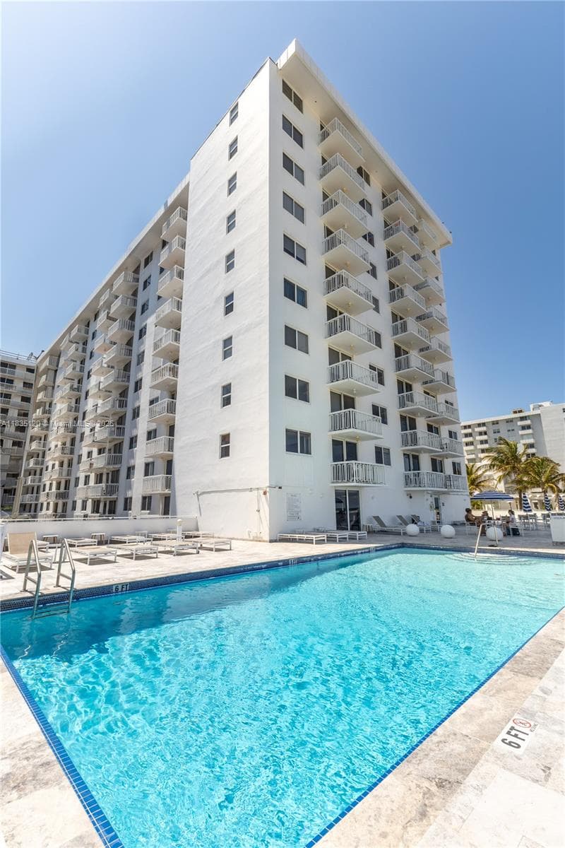 401 Ocean Dr # 1024, Miami Beach FL 33139 — 12
