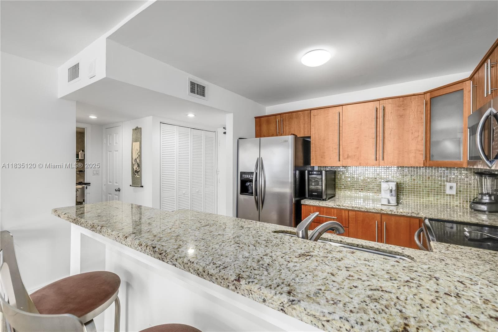 401 Ocean Dr # 1024, Miami Beach FL 33139 — 3
