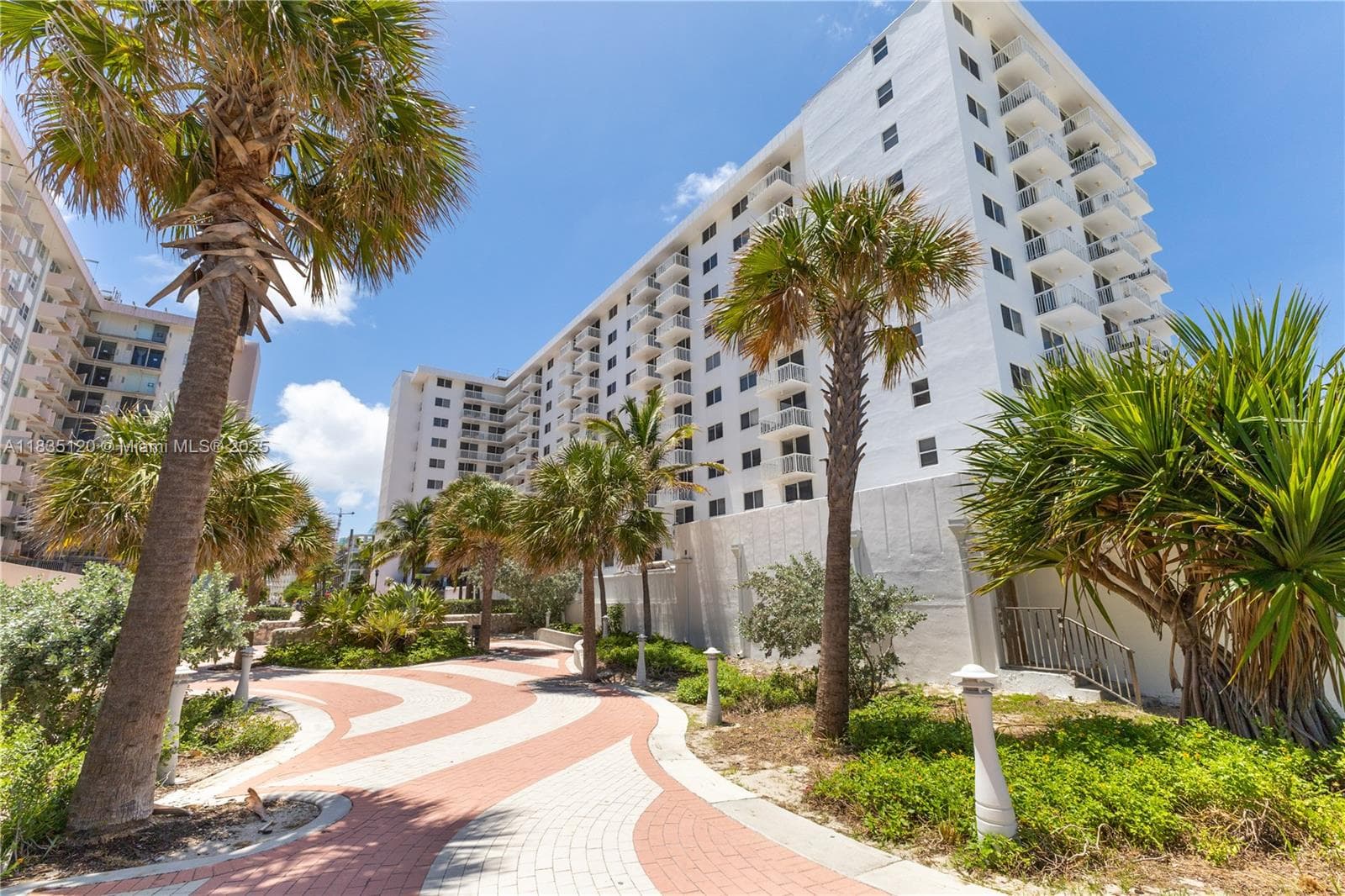 401 Ocean Dr # 1024, Miami Beach FL 33139 — 19