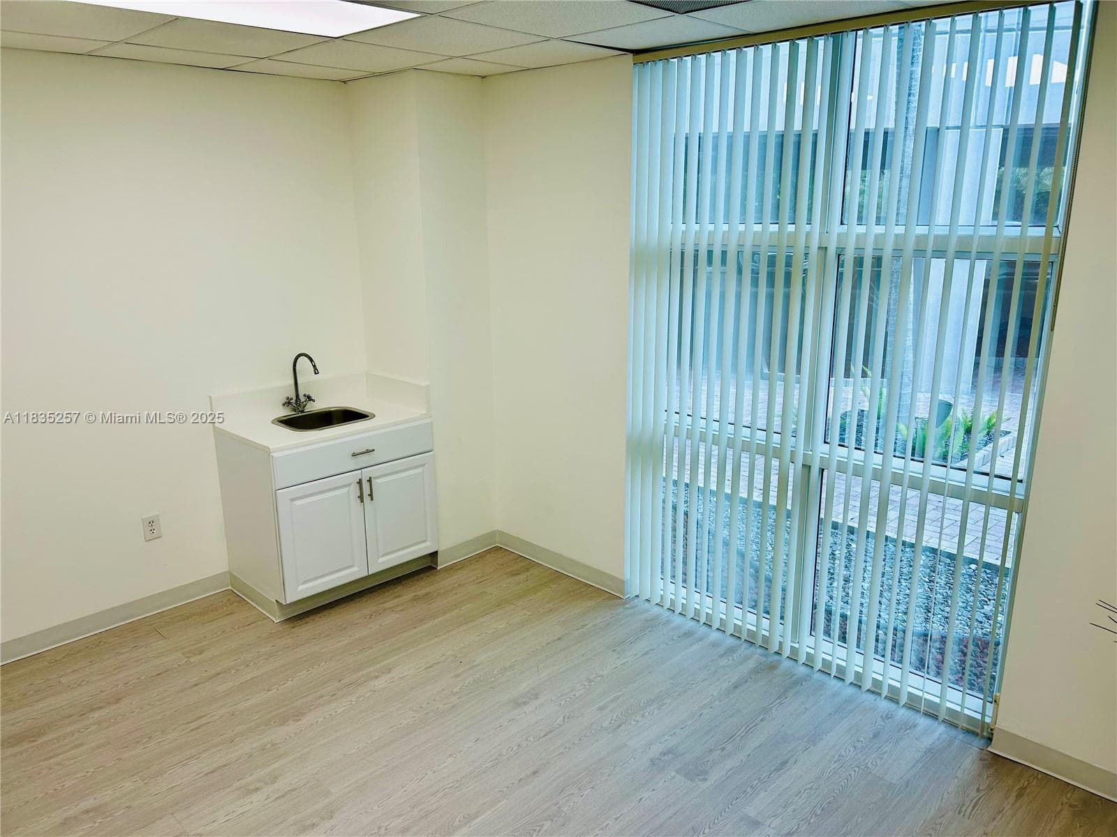 10305 NW 41st St # 107, Doral FL 33178 — 16