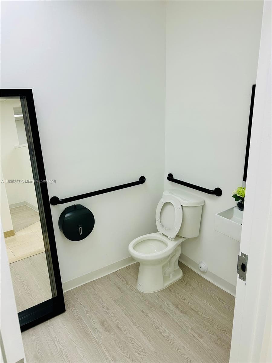 10305 NW 41st St # 107, Doral FL 33178 — 22