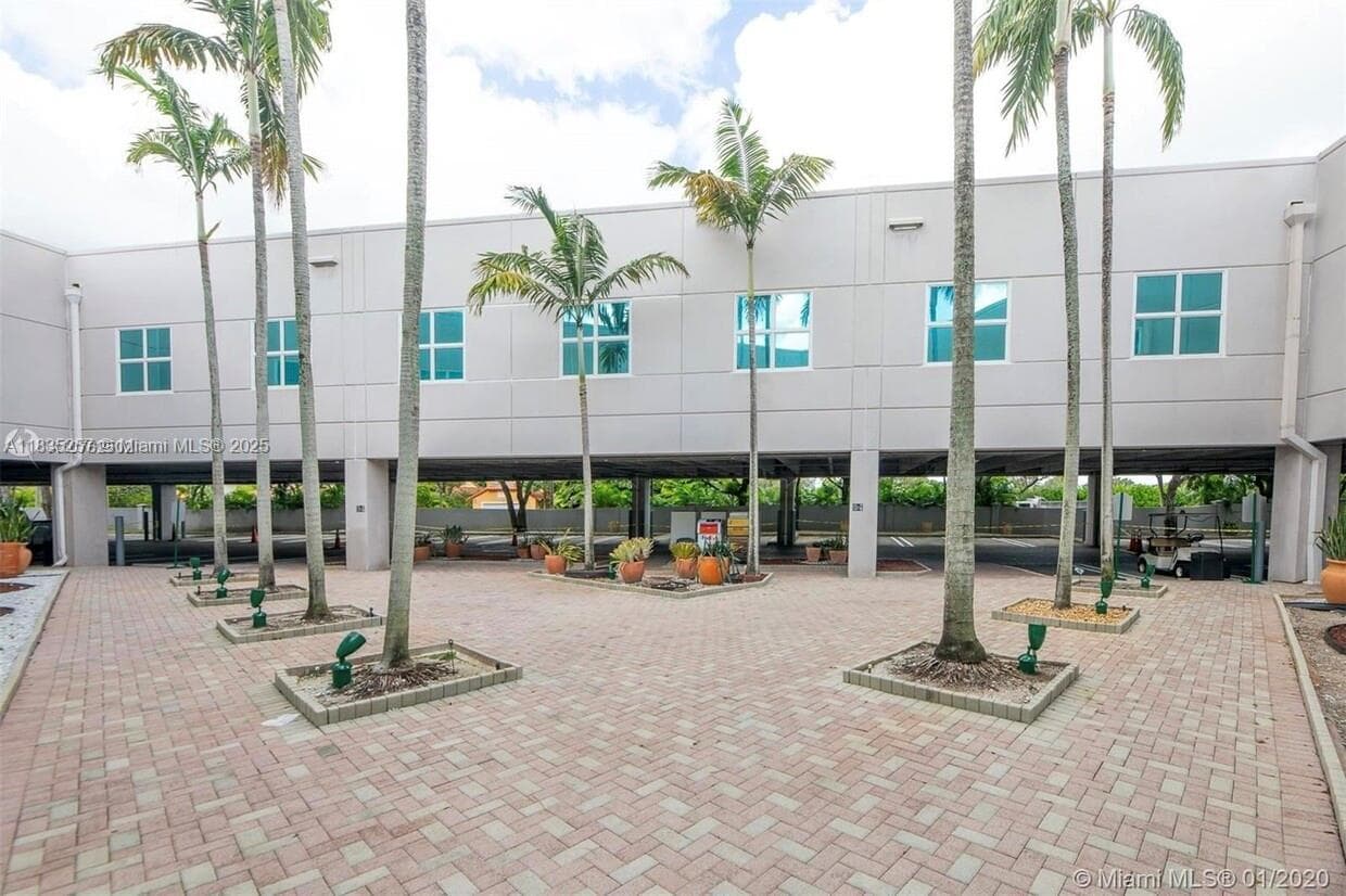 10305 NW 41st St # 107, Doral FL 33178 — 3