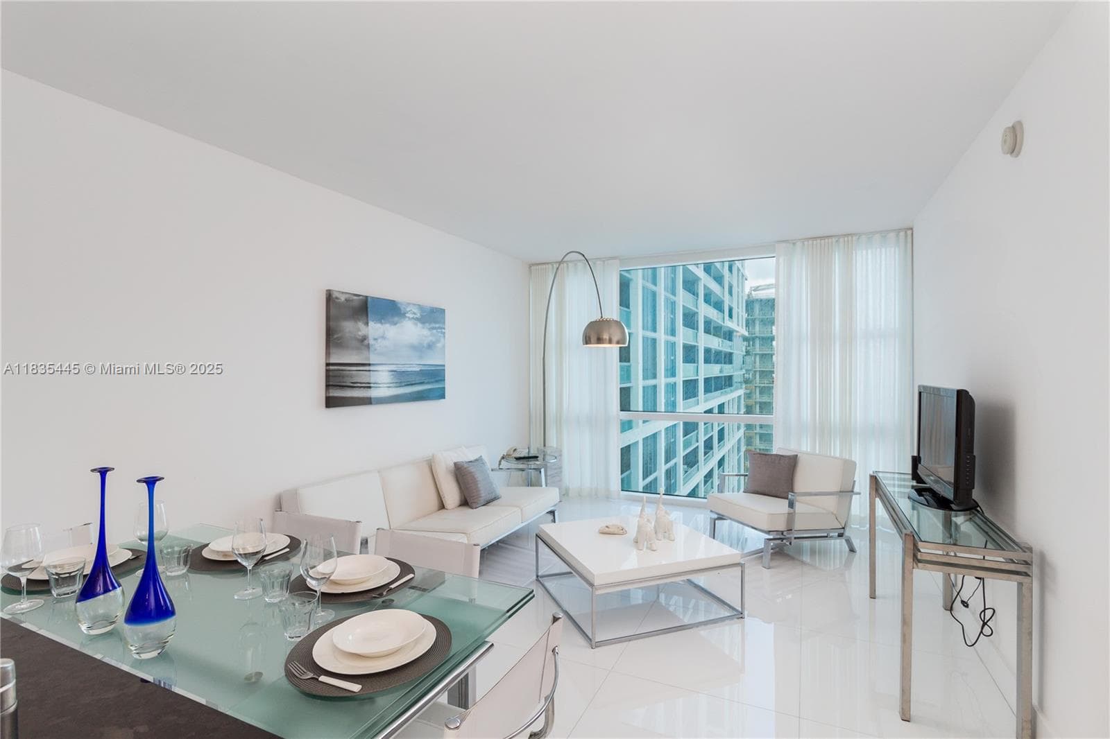 6801 Collins Ave # 1415, Miami Beach FL 33141 — 2