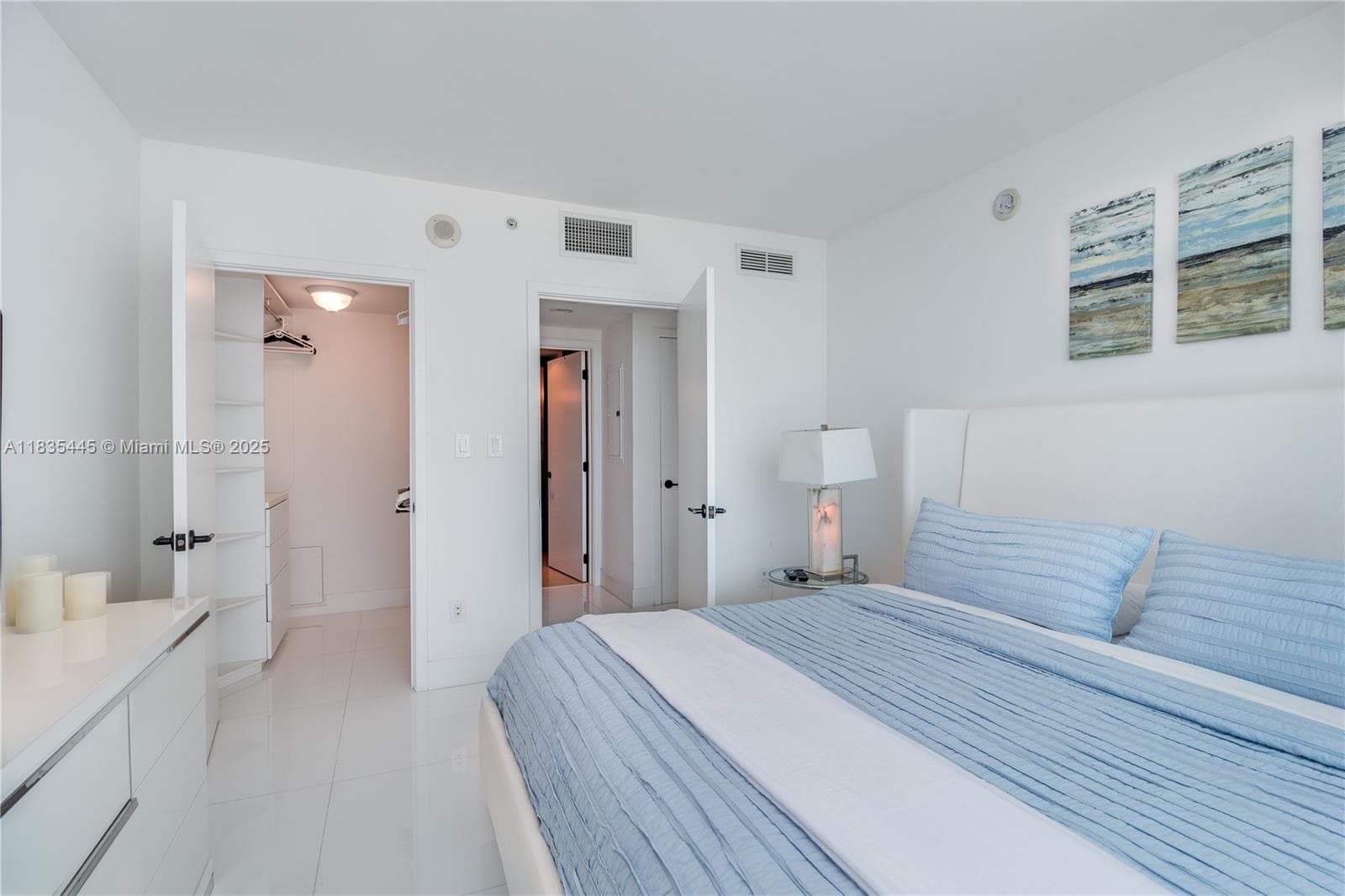 6801 Collins Ave # 1415, Miami Beach FL 33141 — 8
