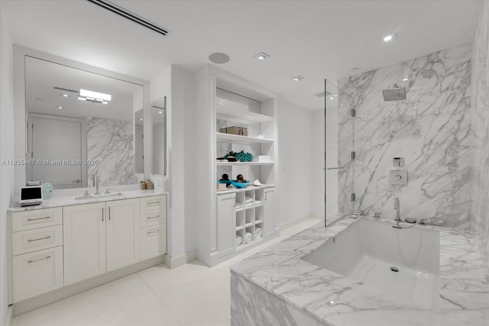 100 S Pointe Dr # 1502, Miami Beach FL 33139 — 20