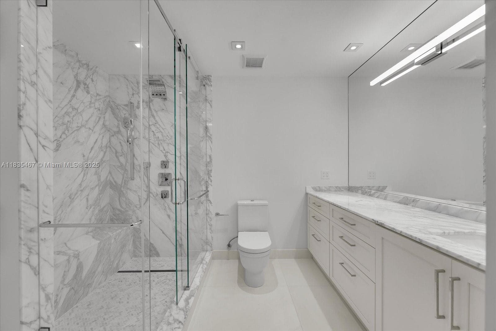 100 S Pointe Dr # 1502, Miami Beach FL 33139 — 19