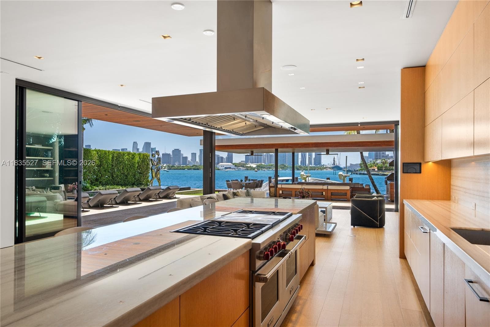 126 W San Marino Dr, Miami Beach FL 33139 — 27