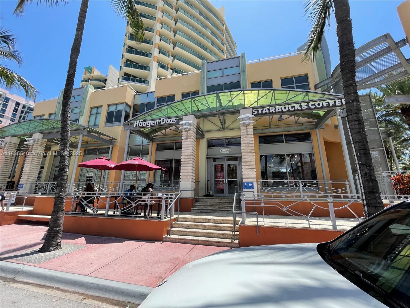 1451 Ocean Dr # 102, Miami Beach FL 33139 — 4