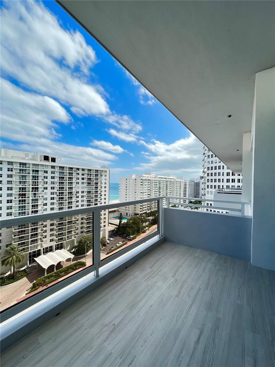 5700 Collins Ave # 16B, Miami Beach FL 33140 — 3